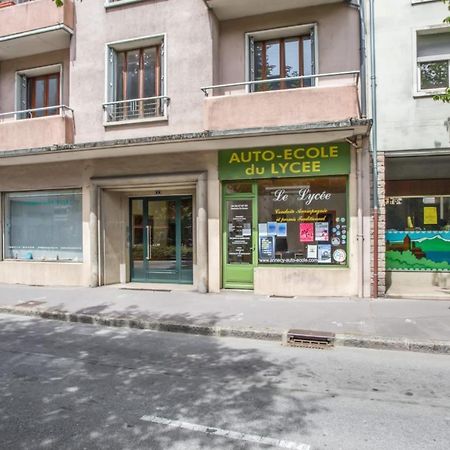 Modern 1Br With Terrace And A Breathtaking View In Annecy Appartamento Esterno foto