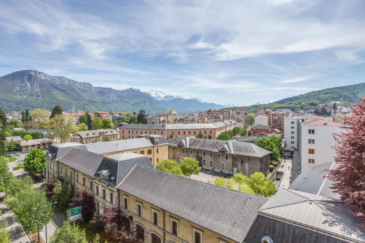 Modern 1Br With Terrace And A Breathtaking View In Annecy Appartamento Esterno foto